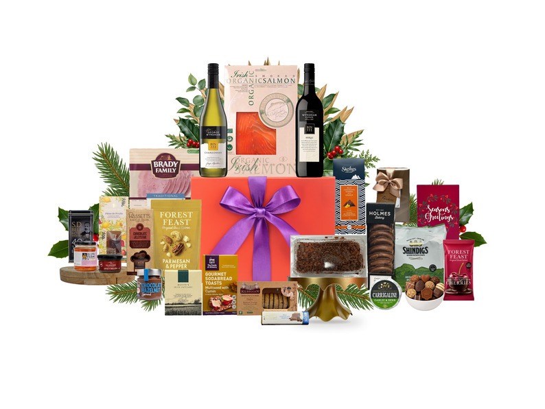 Emerald Indulgence Mixed Irish Hamper 
