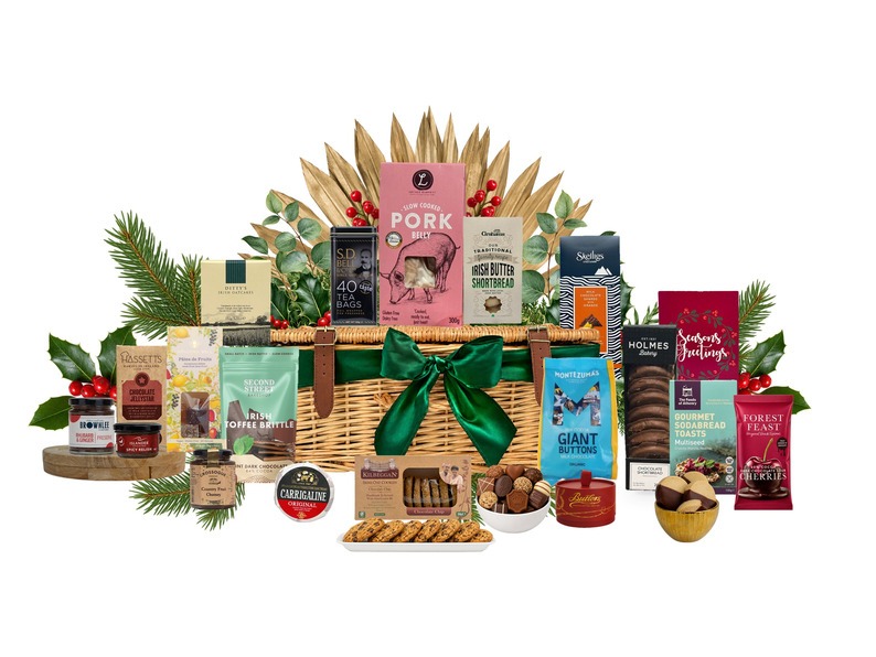 Emerald Treasures Irish Hamper 